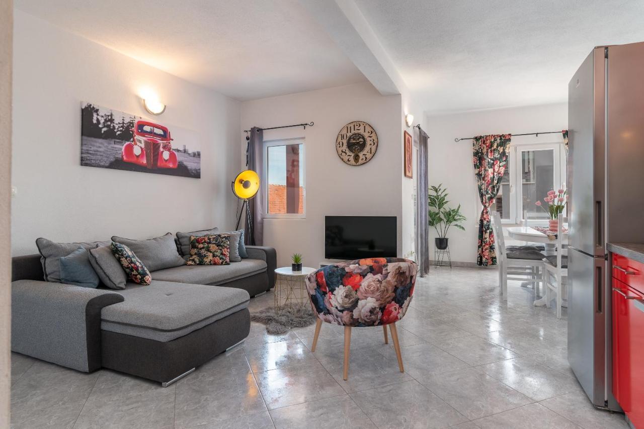 Holiday Villa Nostra Trogir Eksteriør bilde