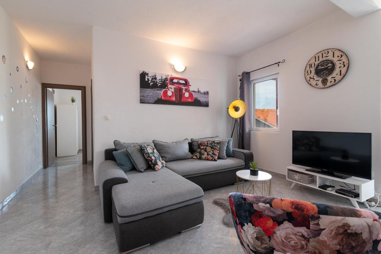 Holiday Villa Nostra Trogir Eksteriør bilde