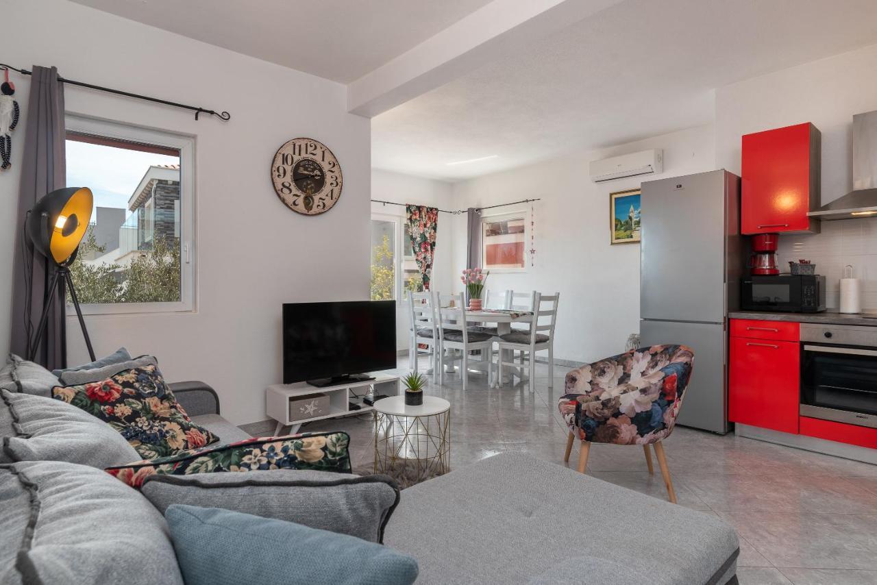 Holiday Villa Nostra Trogir Eksteriør bilde